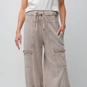 NWT: Easel Mineral Wash Wide Leg Cropped Pants